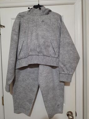 Nike TECH PACK Pants & Hooded Sweatshirt Set